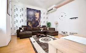 Premium Apartment By Hi5 - Vitkovics Suite